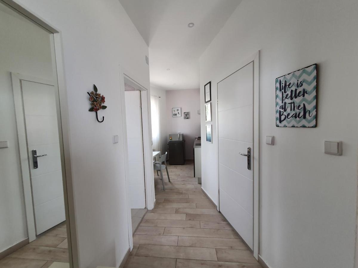 נובליה Apartment Danijela מראה חיצוני תמונה