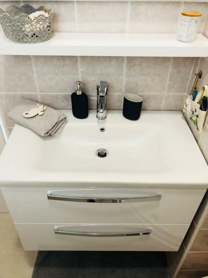 נובליה Apartment Danijela מראה חיצוני תמונה